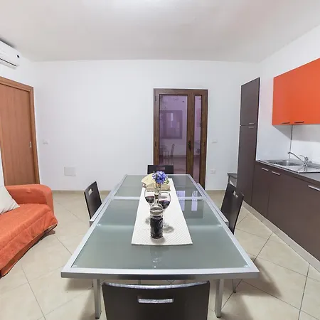Aparthotel Babai Village *